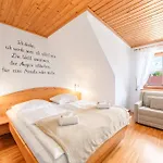 Apartment Biohaus - By Mynests Haus im Ennstal